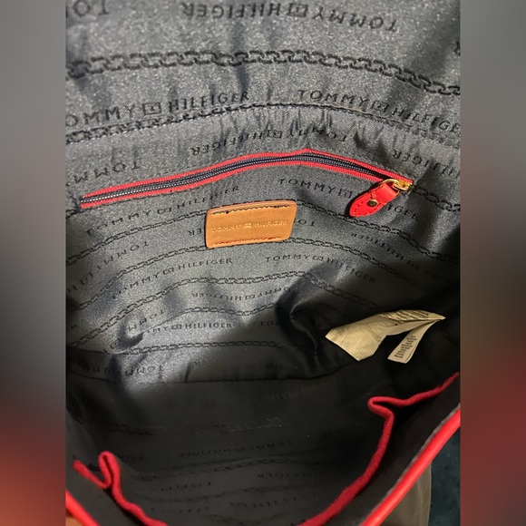 Tommy Hilfiger Saddle Bag - Picture 4 of 10